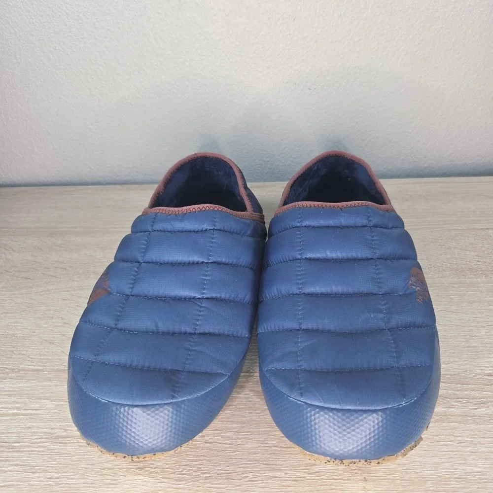The North Face Thermoball Traction Mule Slippers Blue Insulated Camp Shoes Mens